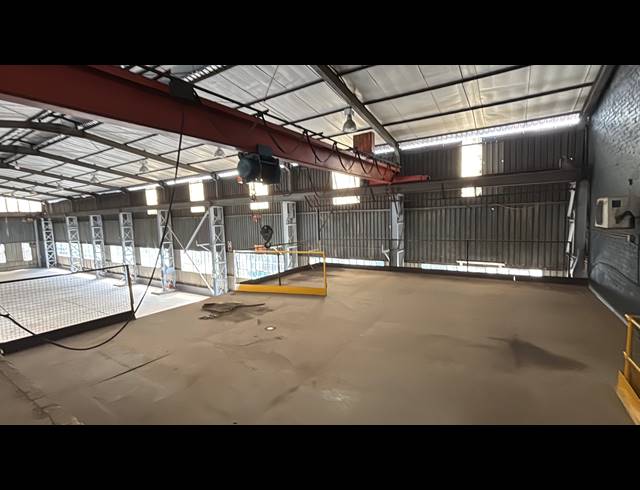 1,129M² WAREHOUSE TO LET IN SEBENZA